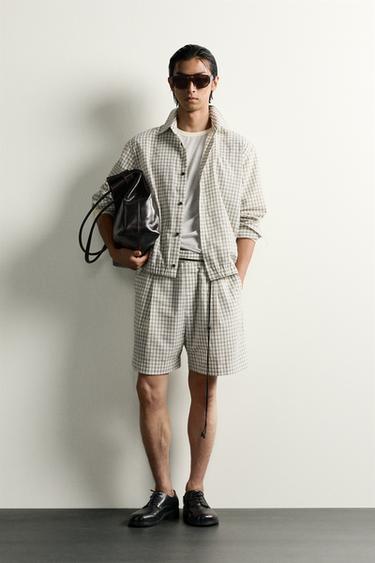 QUẦN SHORT DÁNG RELAXED FIT HỌA TIẾT KẺ Ô XẾP LY - Màu đen/Trắng từ Zara - Hình ảnh 0