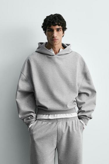 سترة بقلنسوة ورقعة - رمادي فيجوريه by Zara