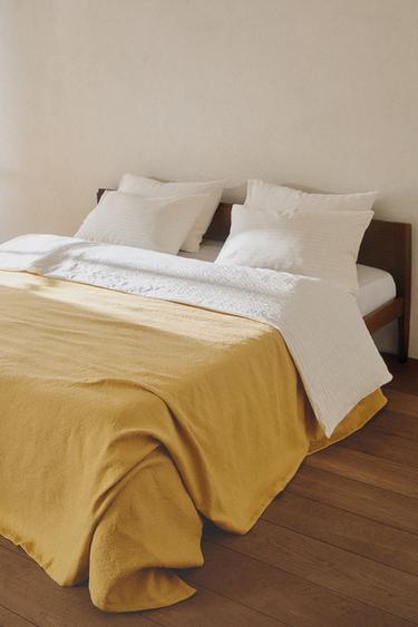 COUVRE-LIT JACQUARD TEXTURÉ - Beige de Zara - Image 4