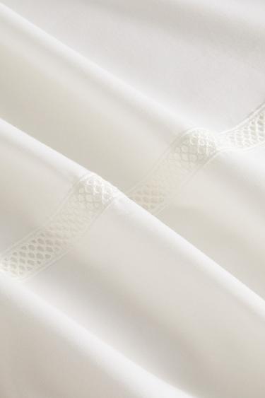 HOUSSE DE COUETTE SATIN BRODERIE JOUR ÉCHELLE - Blanc cassé de Zara - Image 4