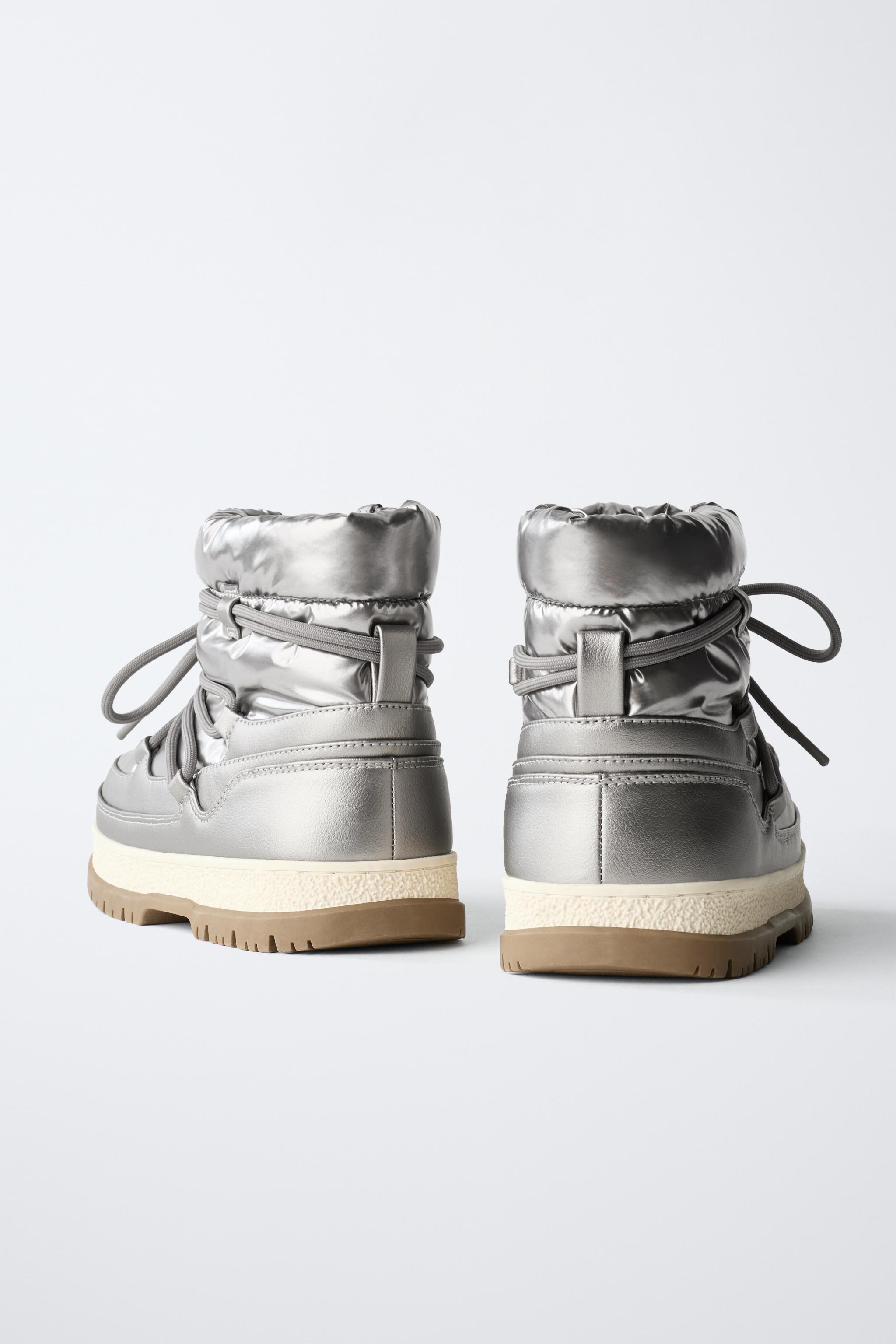 METALLIC ANKLE BOOTS