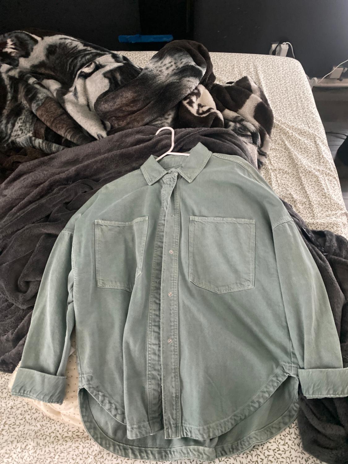 ZW CAMISA DENIM BOLSILLOS