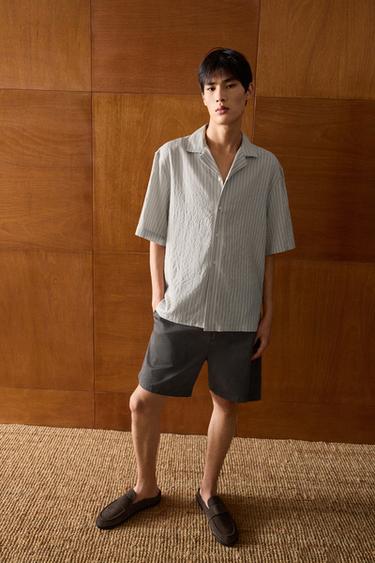 STRIPED FLOWING SHIRT - striped by Zara