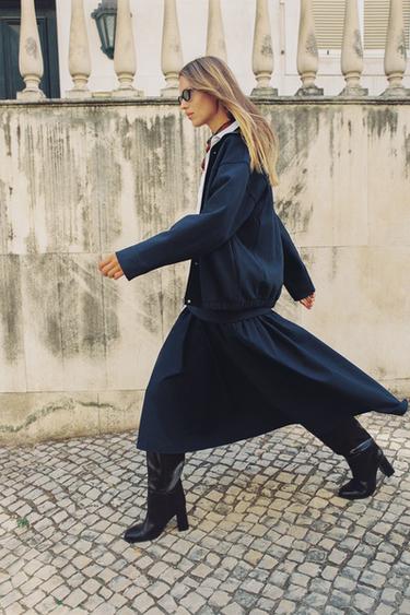 تنورة ميدي INTERLOCK مجمعة - بحري by Zara