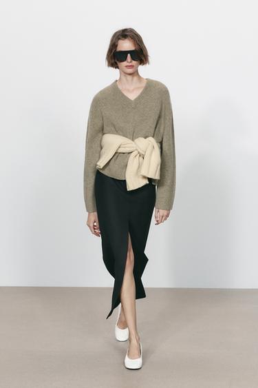 JERSEY 100% LANA CUELLO PICO - Verde-seco de Zara