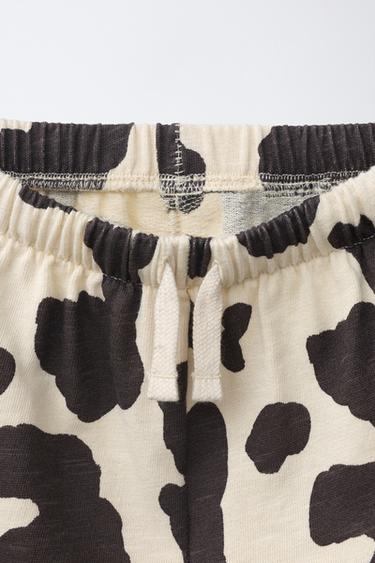 SHORT EN MOLLETON À IMPRIMÉ VACHE - Multicolore de Zara - Image 2