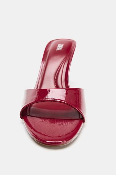SANDALES À TALONS EFFET VERNI - Rouge de Zara - Image 4