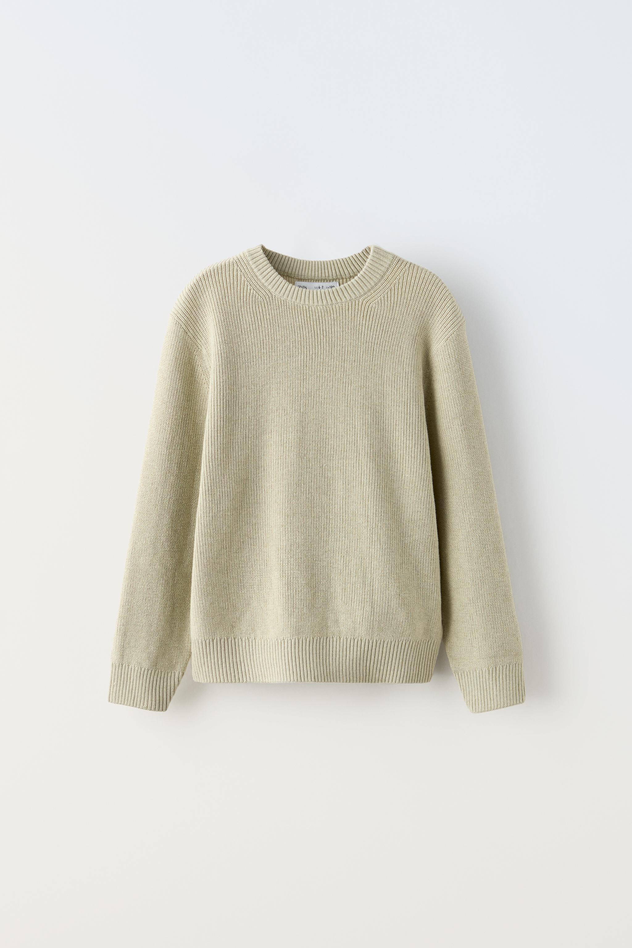 KNIT SWEATER