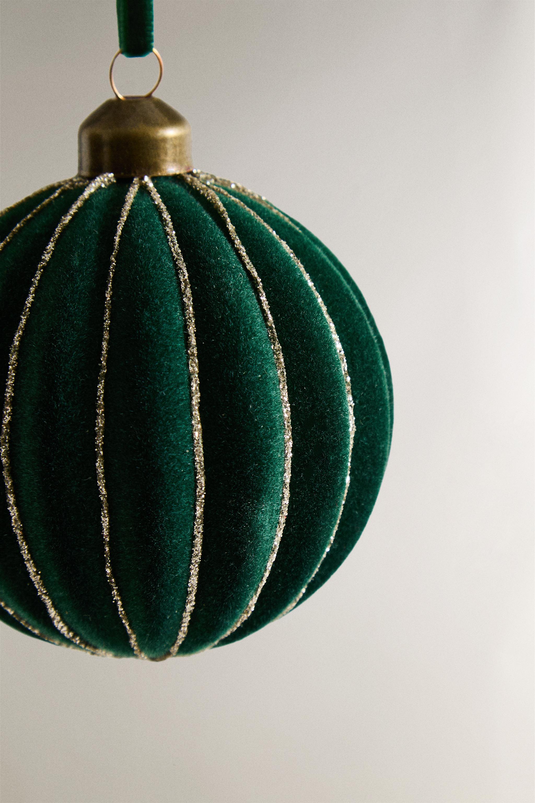 SHINY STRIPED CHRISTMAS TREE BALL ORNAMENT