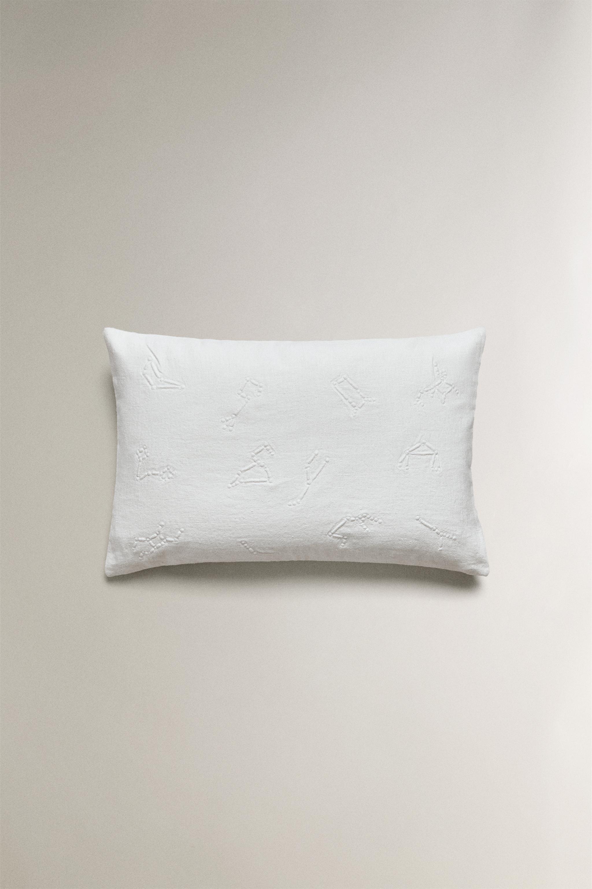 EMBROIDERED THROW PILLOW COVER