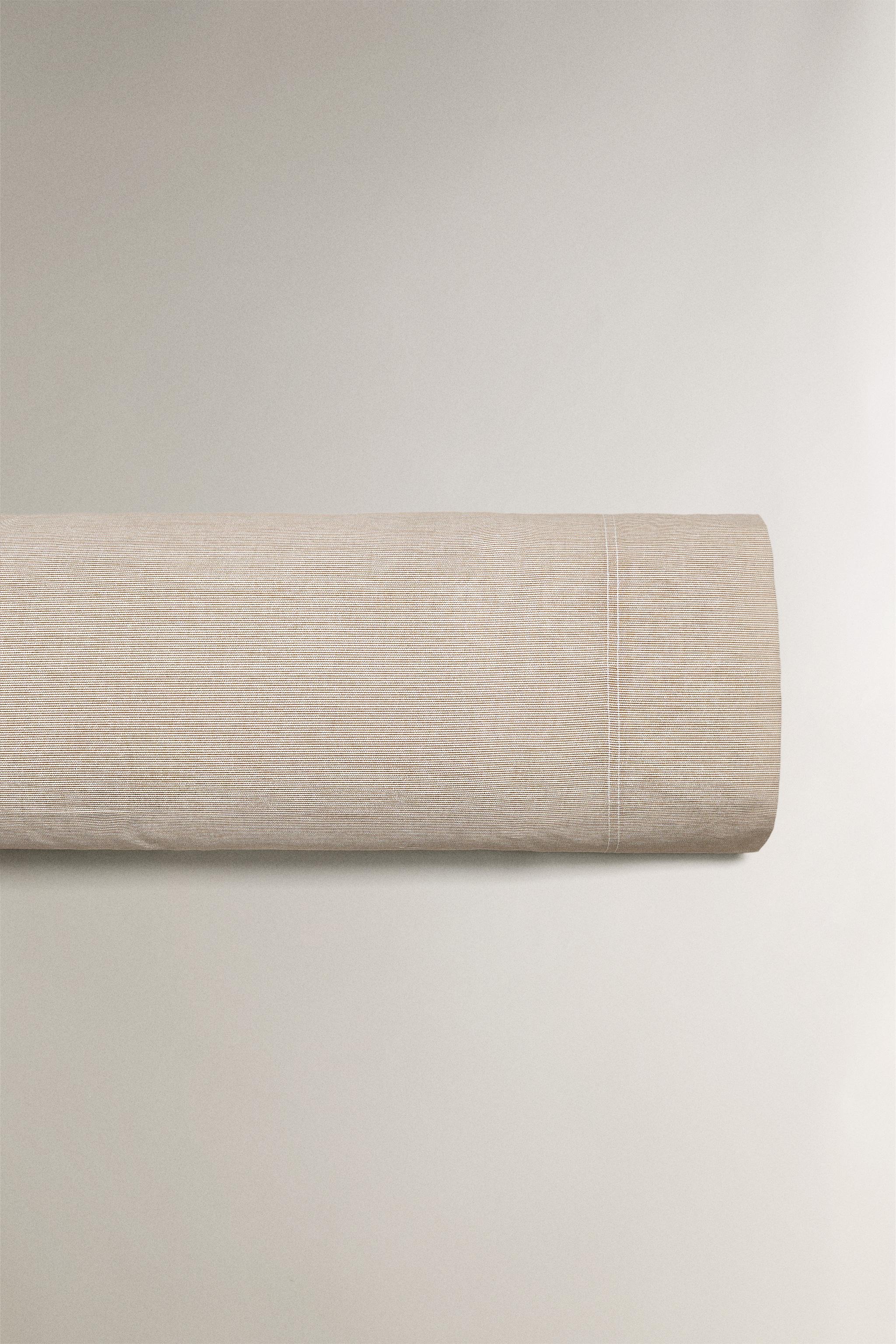 REVERSIBLE STRIPED PILLOWCASE