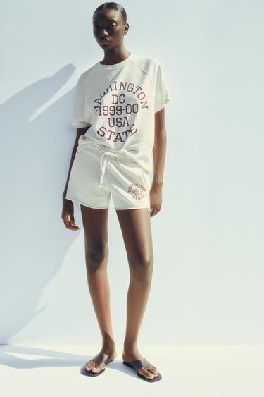 WASHED-EFFECT TEXT PLUSH SWEATSHIRT - Ecru by Zara