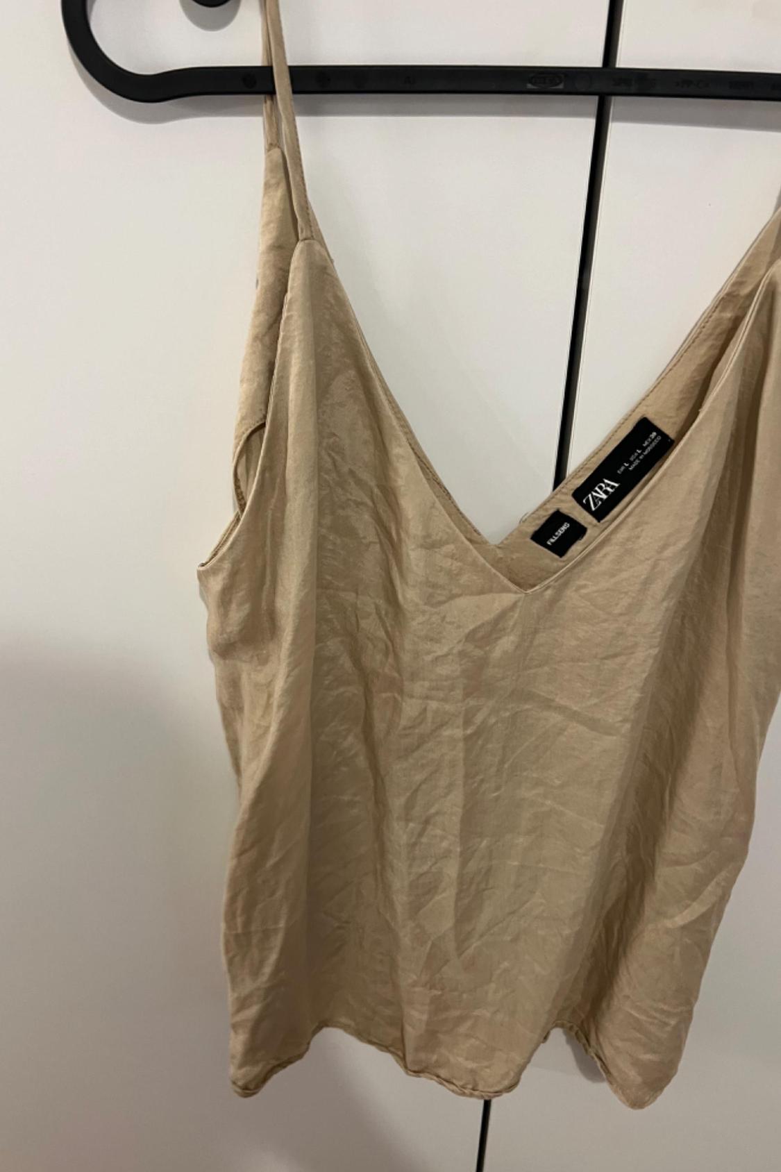 FLOWING TOP - Image 4