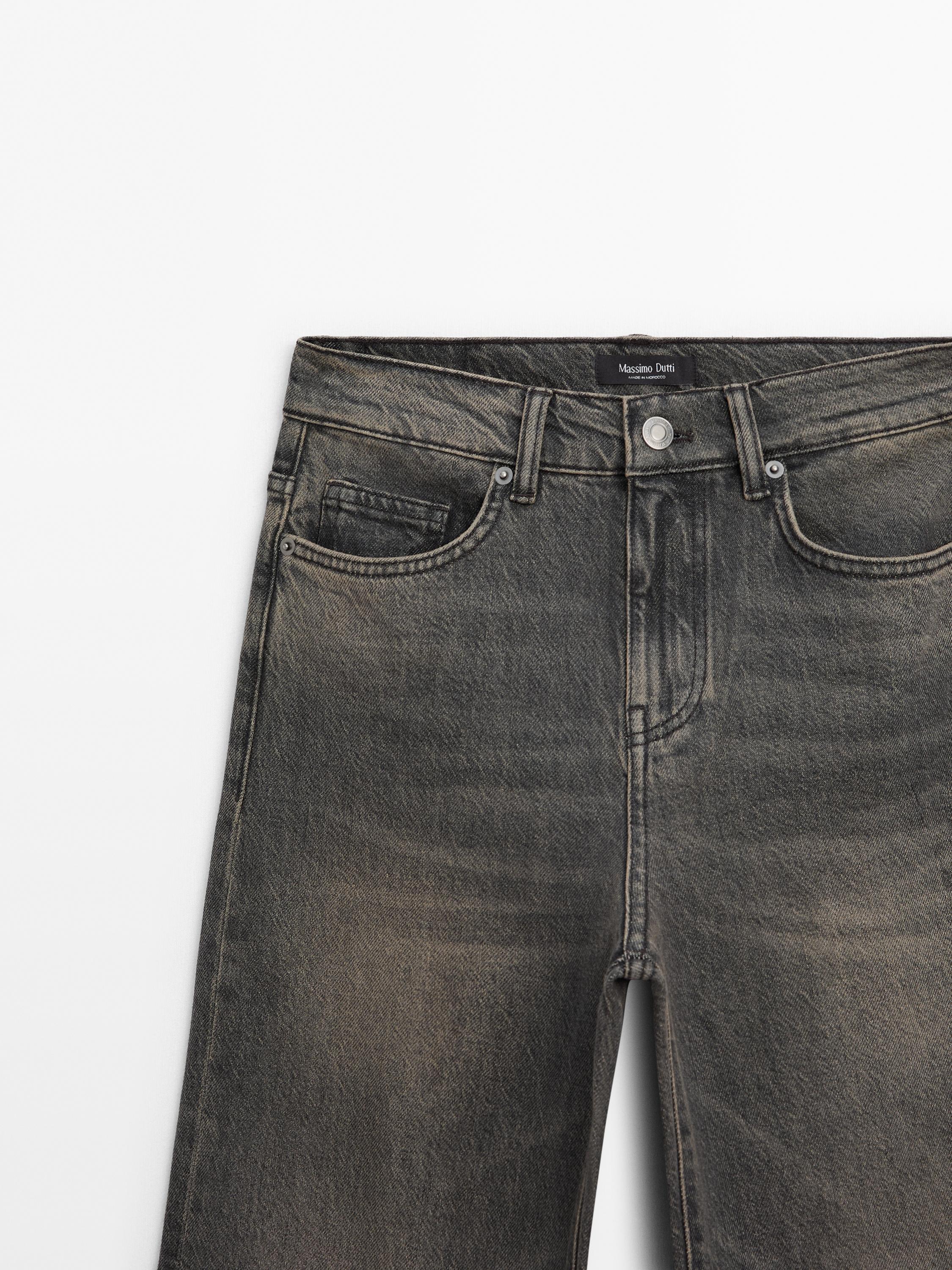 Jean flare mid-rise