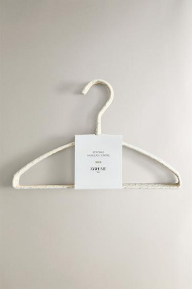 PACK OF LINED BABY HANGERS (PACK OF 4) - Multicoloured by Zara - Image 4