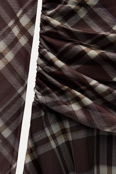 VESTIDO TUL DRAPEADO CUADROS - Khaki de Zara