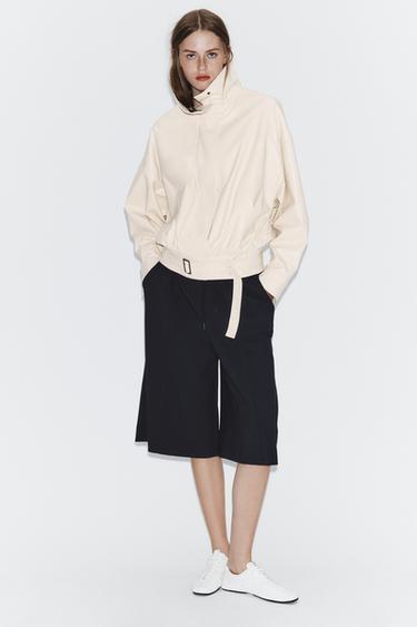 CHAQUETA BOMBER EFECTO PIEL - Crema de Zara