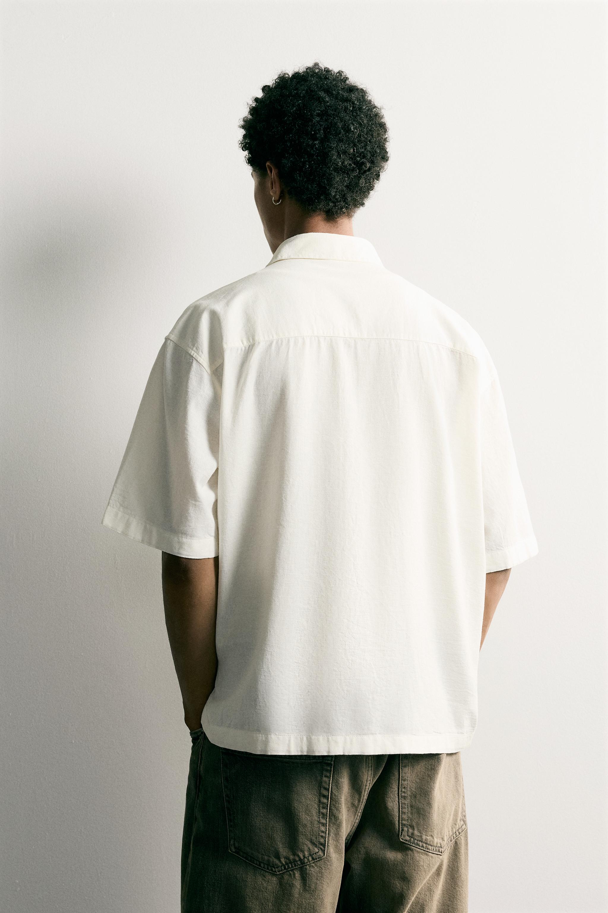 CHEMISE COUPE DÉCONTRACTÉE AVEC BRODERIES ET PLIS