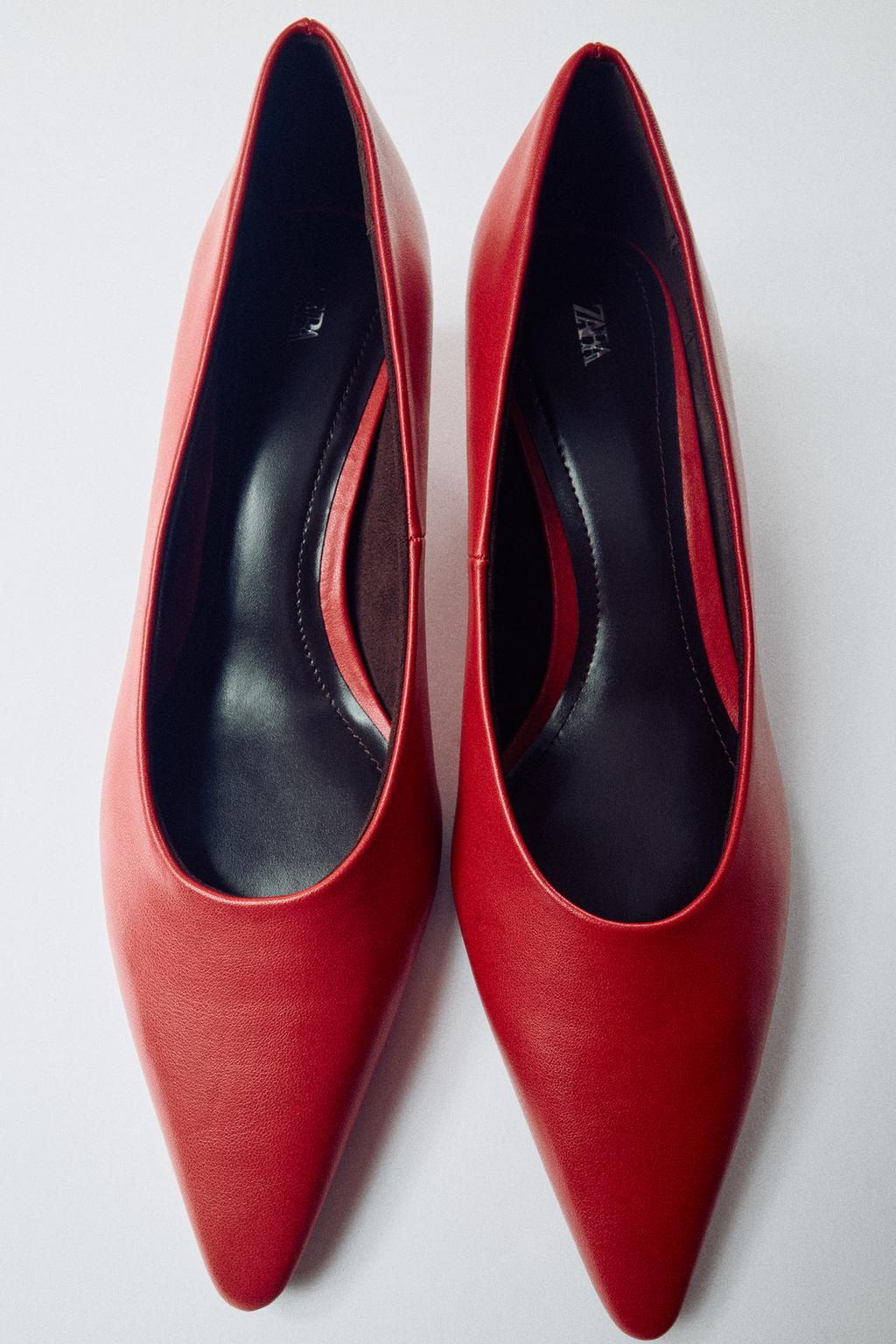POINTED KITTEN HEEL SHOES