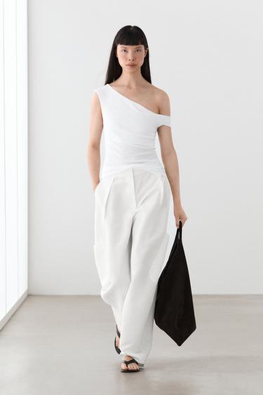 Top asymétrique épaule dénudée - Blanc cassé de Zara - Image 0