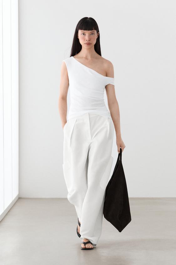 Top asymétrique épaule dénudée - Blanc cassé de Zara - Image 0