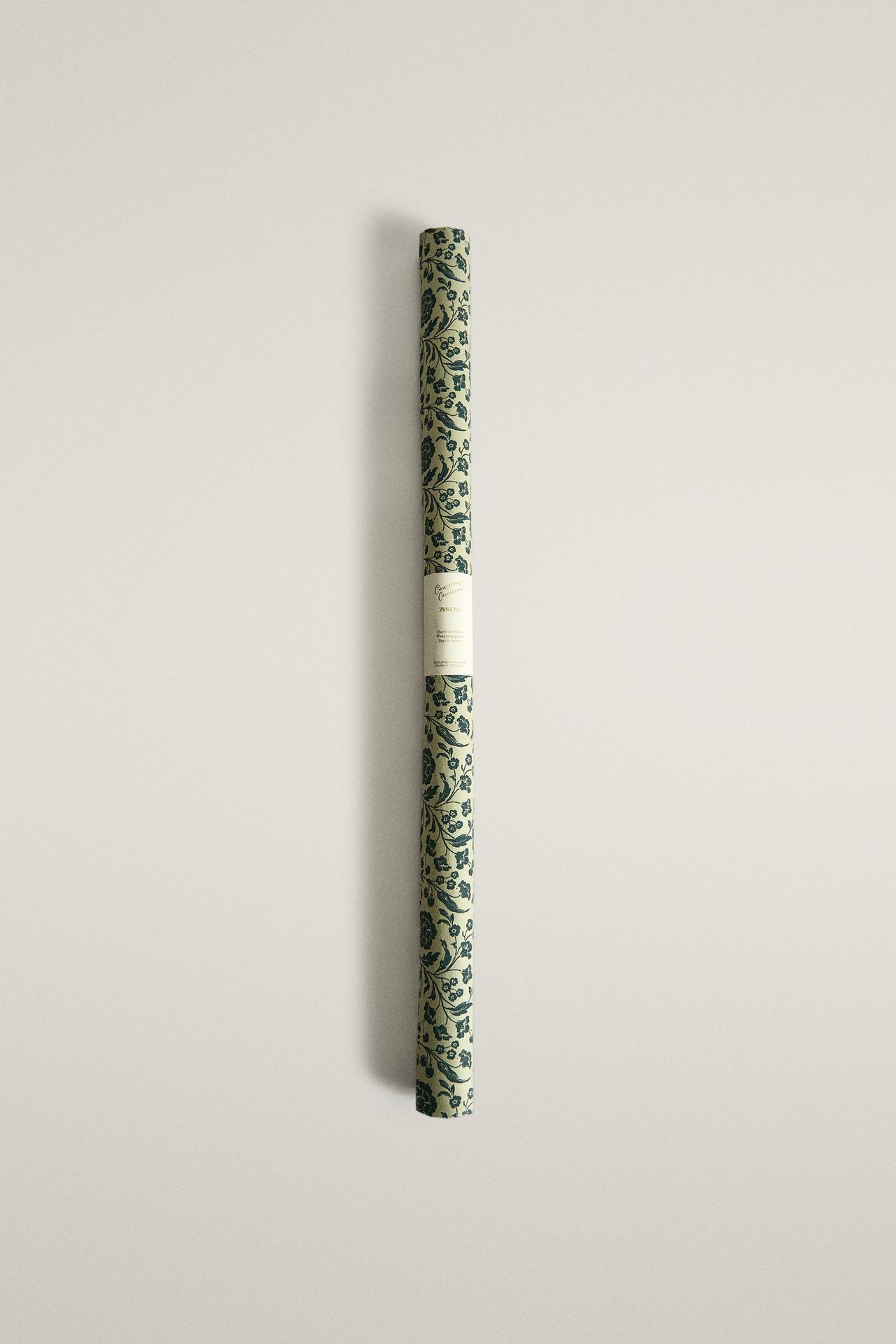 CHRISTMAS FLORAL WRAPPING PAPER