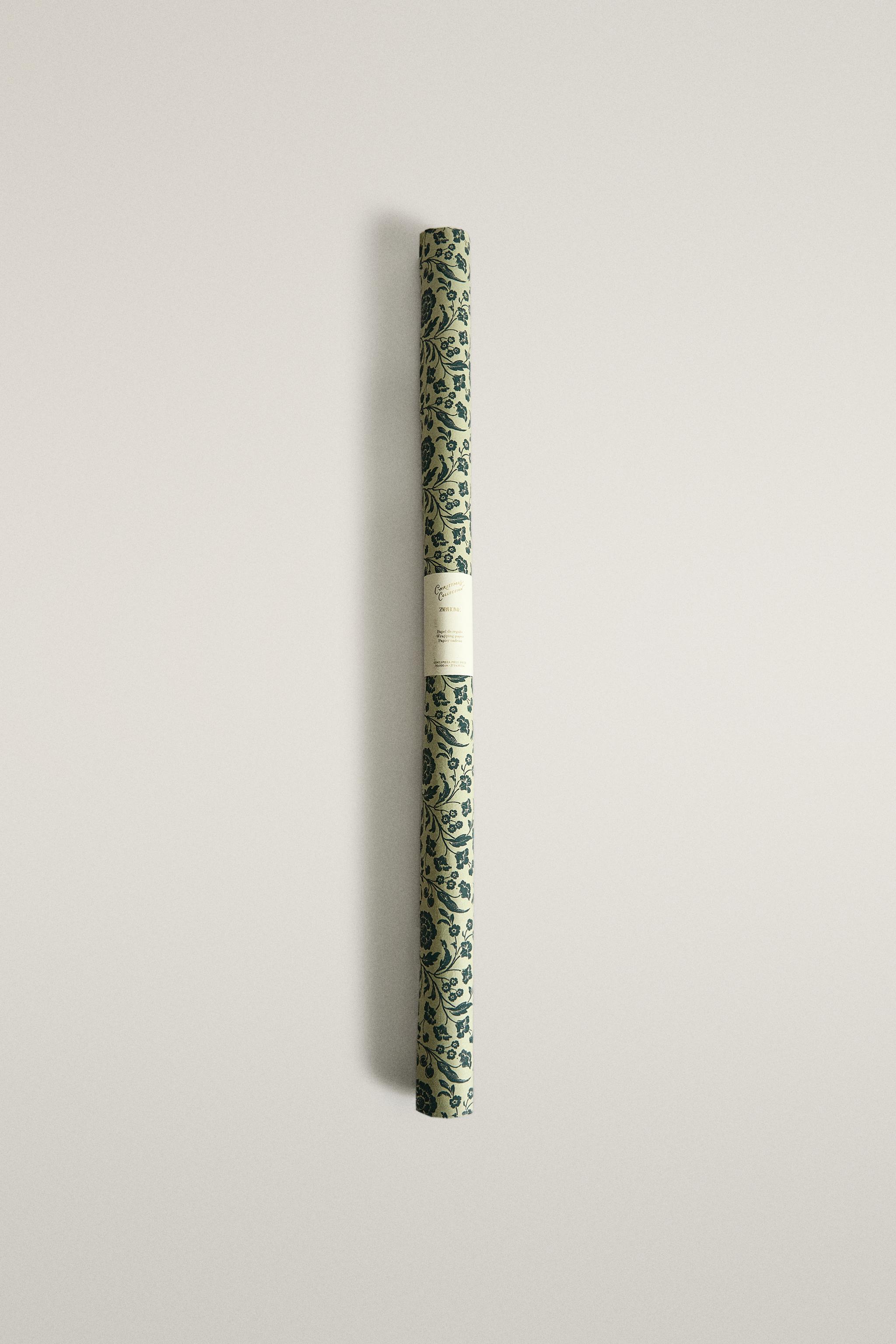 FLORAL CHRISTMAS WRAPPING PAPER