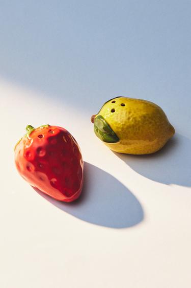 ENSEMBLE SALIÈRE ET POIVRIÈRE FRUITS - Rouge de Zara