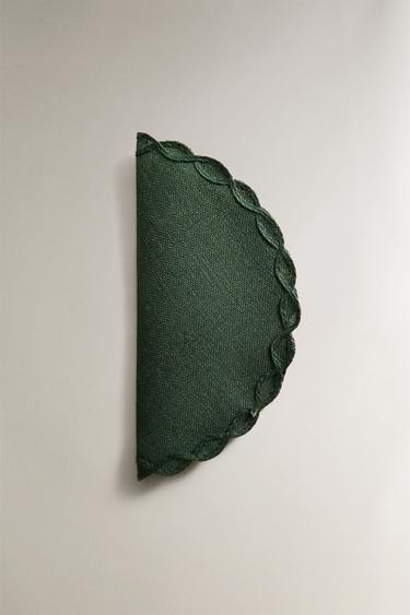 SET DE TABLE CHAÎNE RAMIE NOËL - Vert de Zara - Image 1