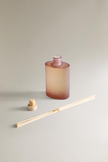 (400 ML) BLOOMING MAGNOLIA REED DIFFUSERS - Black / Ecru by Zara - Image 2