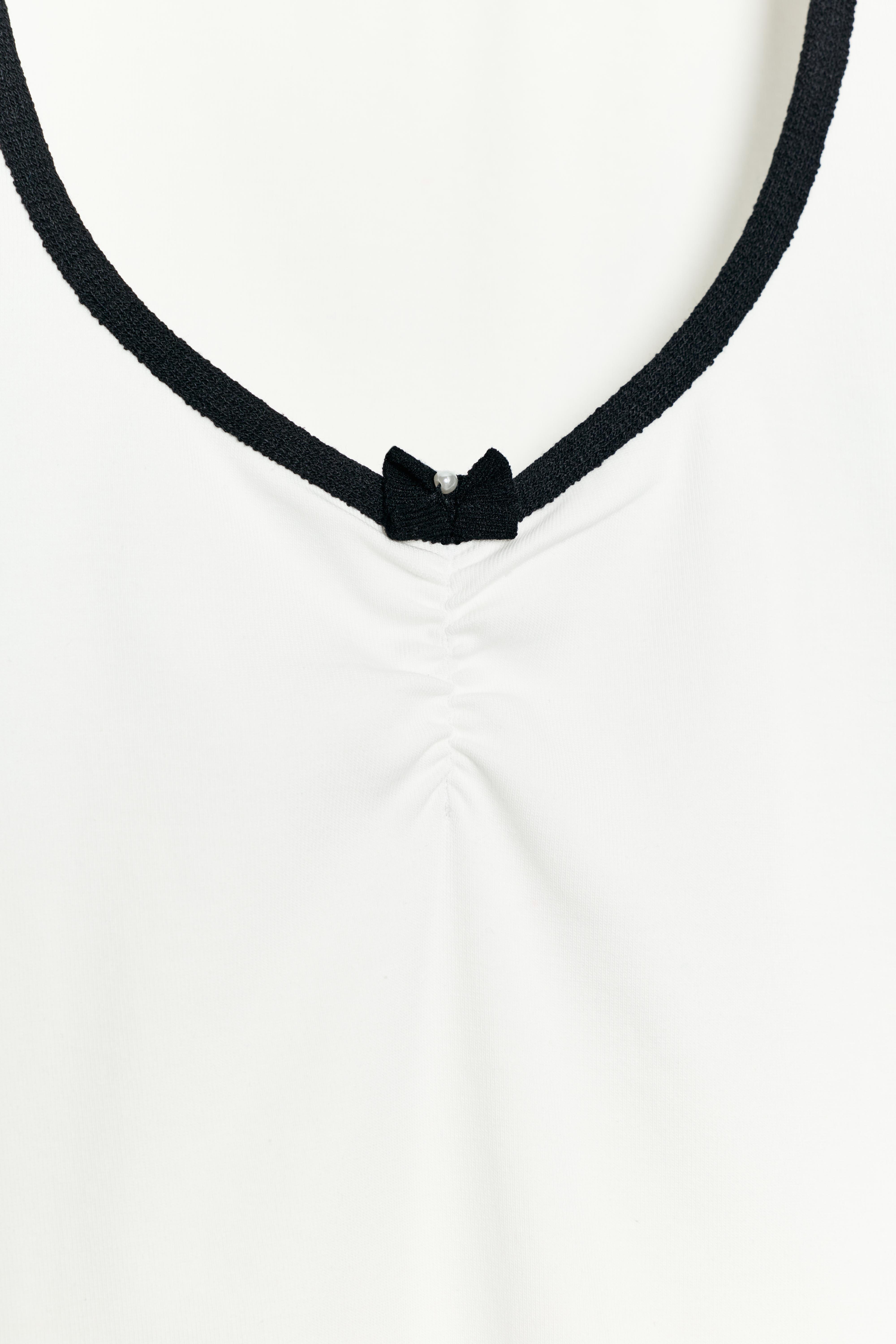 CONTRAST BOW NECKLINE T-SHIRT