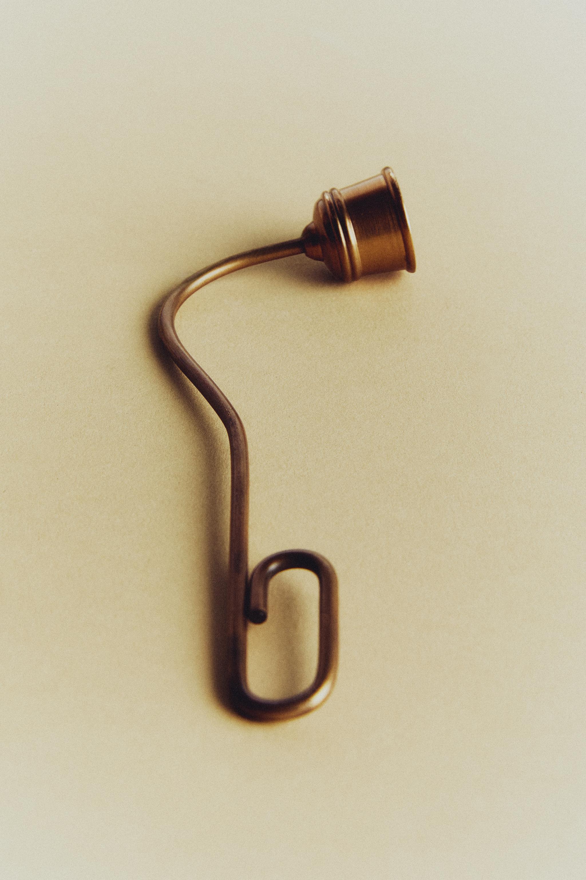 CANDLE SNUFFER WITH HANDLE - Golden | ZARA United States
