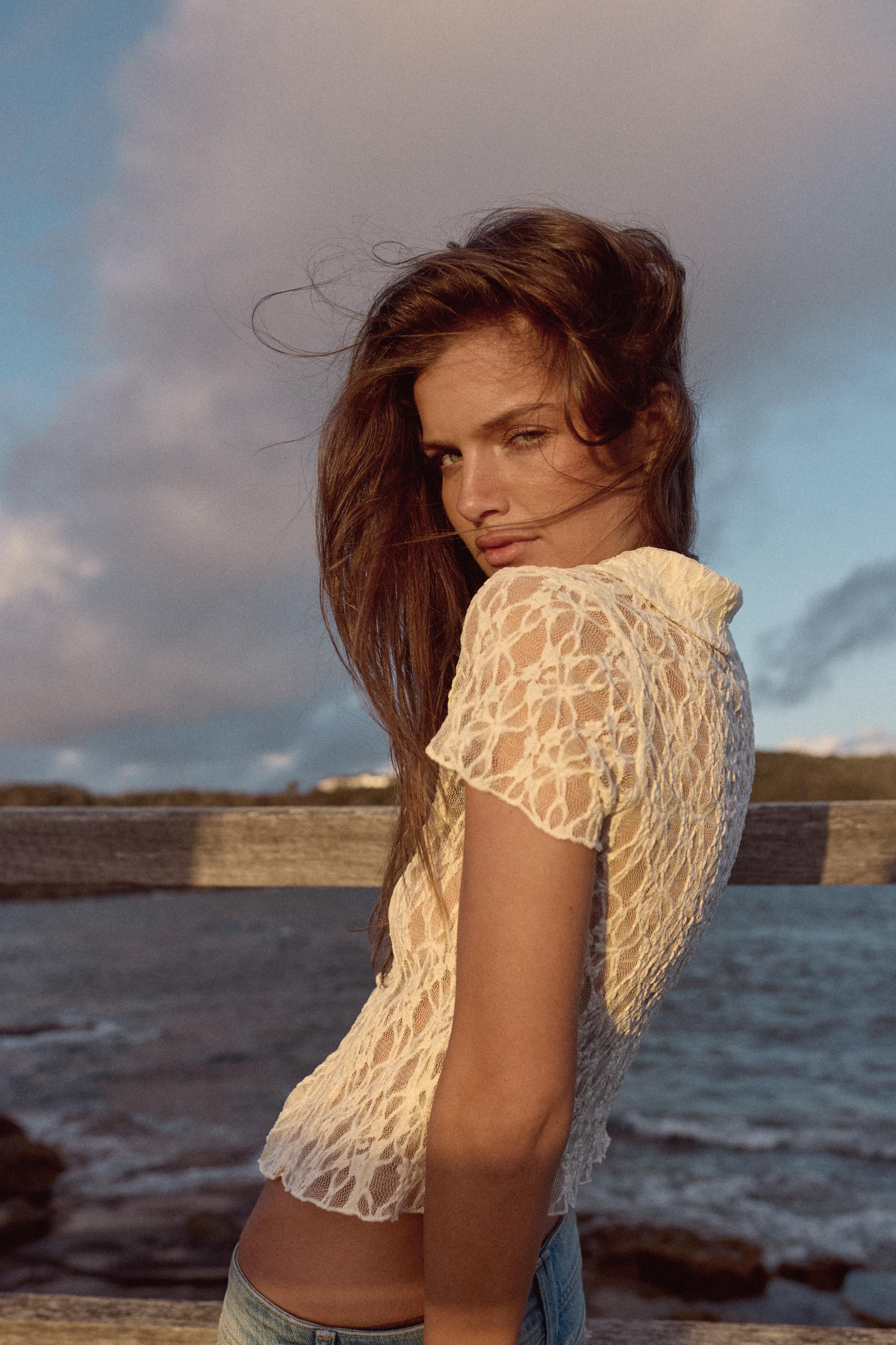 LACE BUTTON-UP TOP
