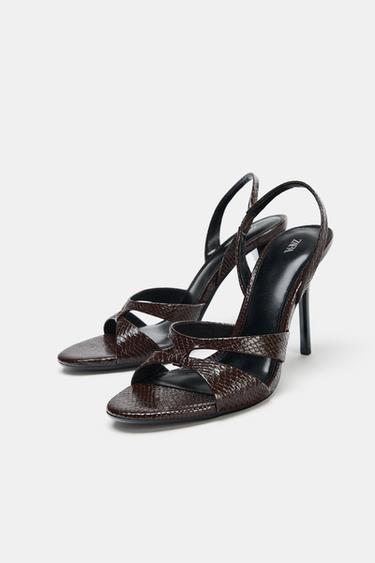 SANDALES À TALONS RELIEF - Marron chocolat de Zara - Image 2