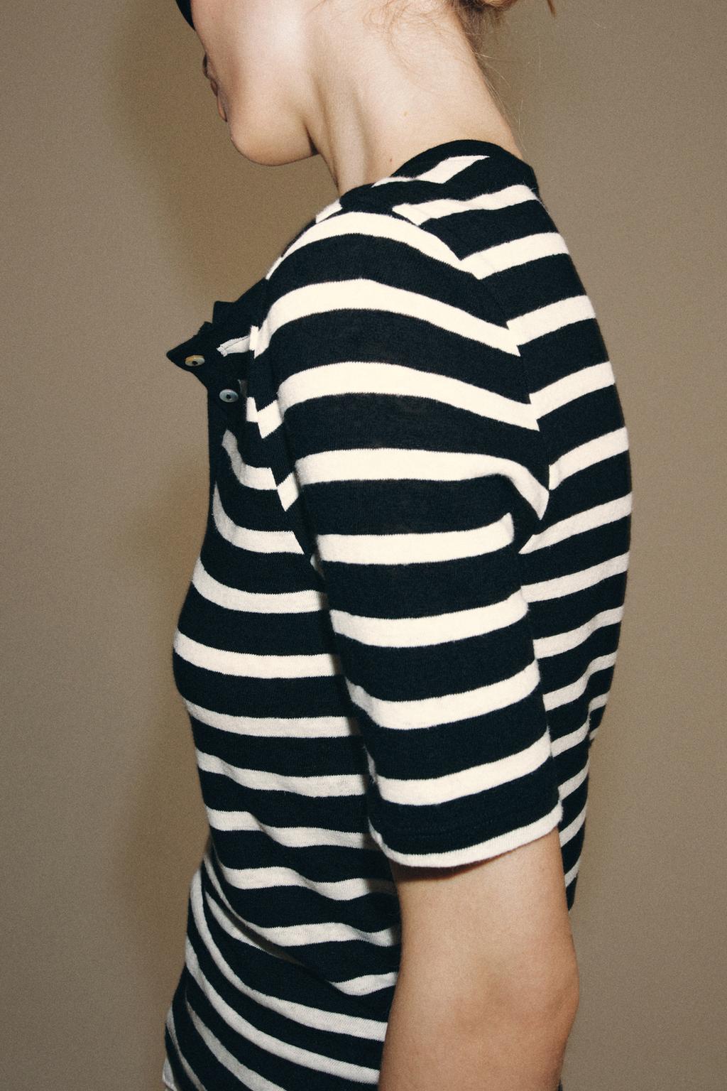 LINEN BLEND BUTTON-UP T-SHIRT