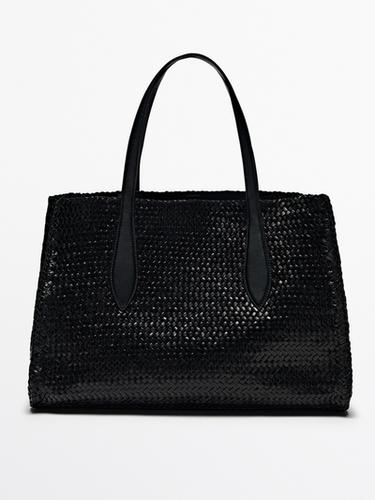 Bolso maxi satchel trenzado piel napa - Negro de Zara