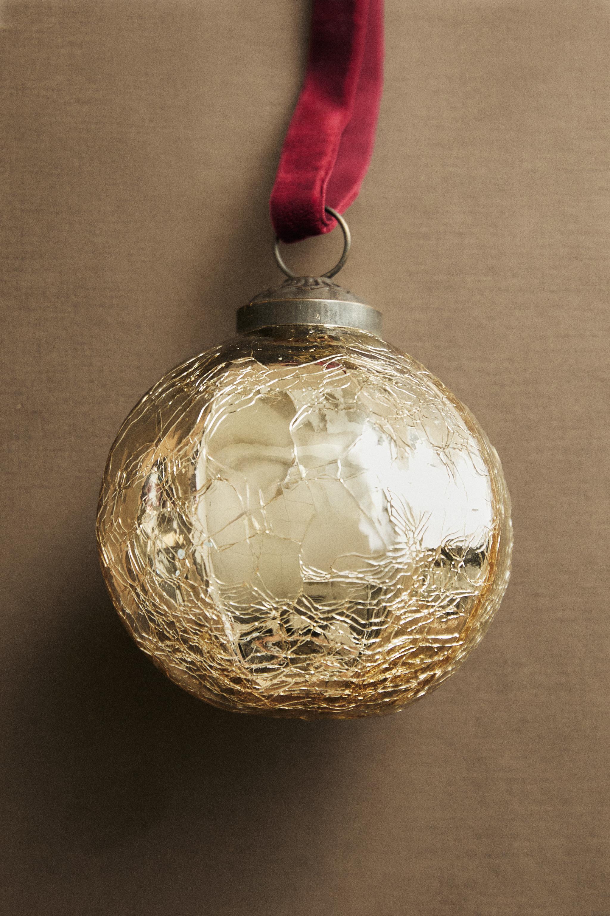 Zara MIRRORED CHRISTMAS TREE BALL ORNAMENT | Place Rosemère