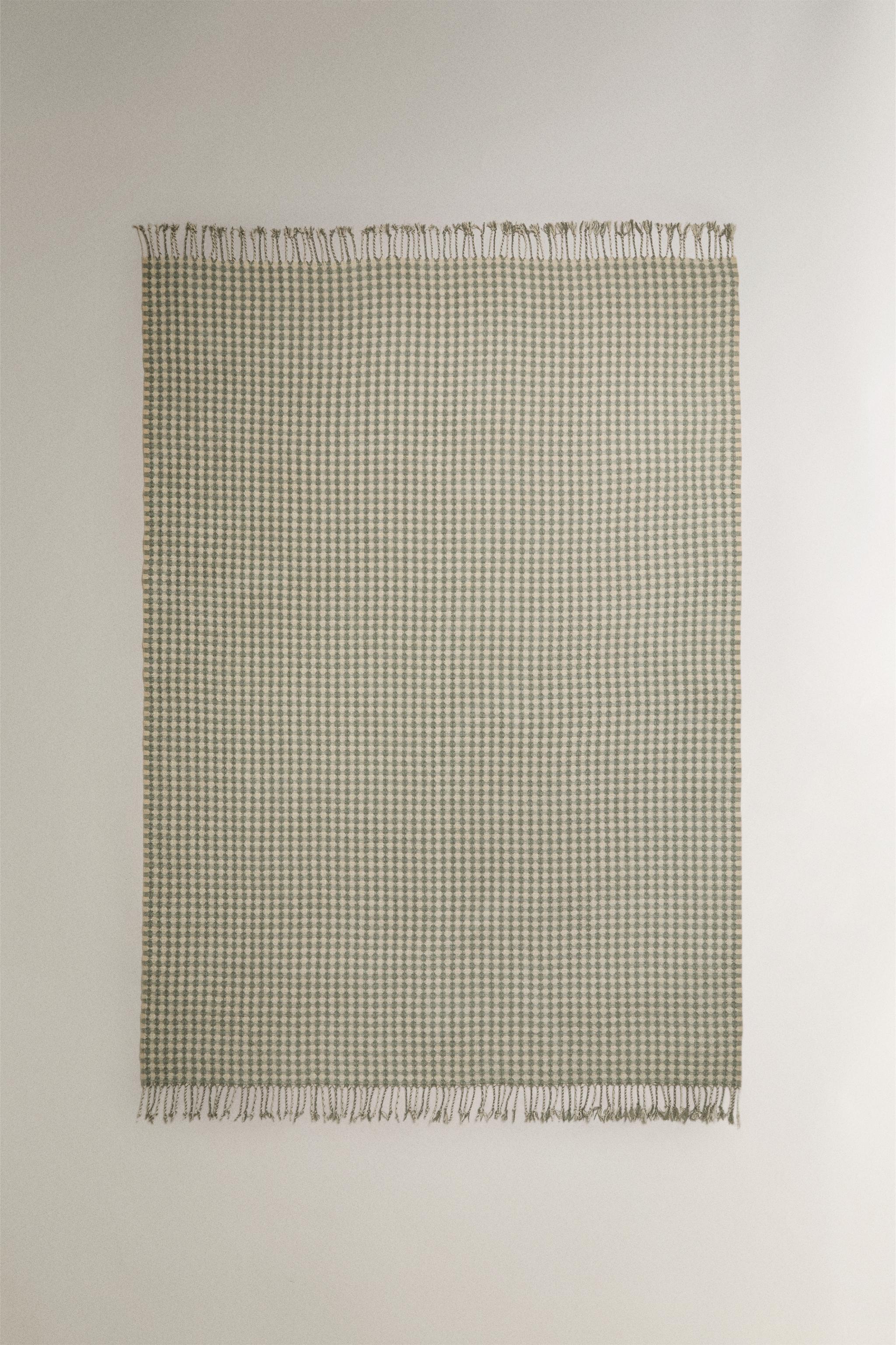 CHECKED JACQUARD BLANKET — Green