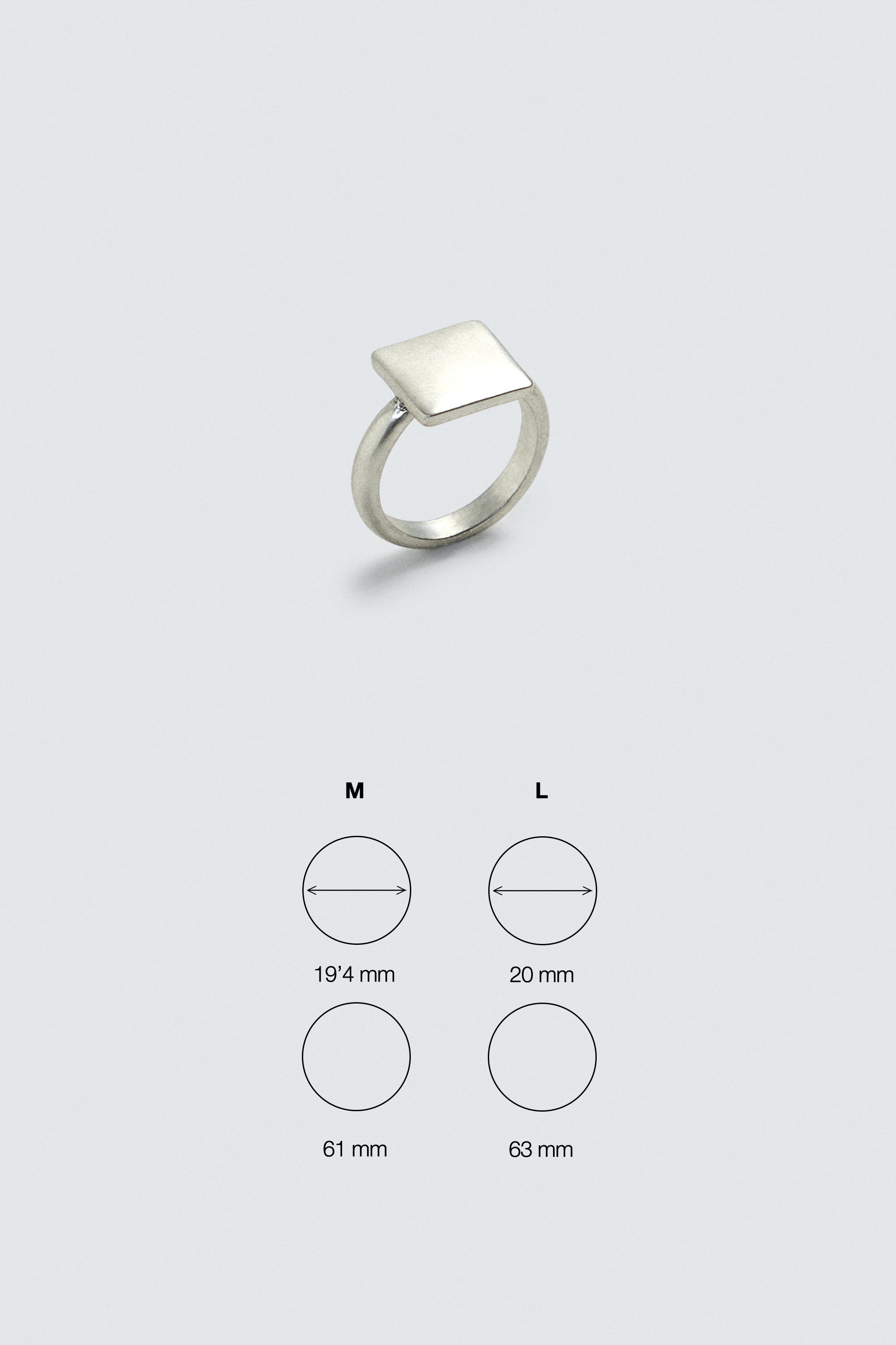 METAL SIGNET RING
