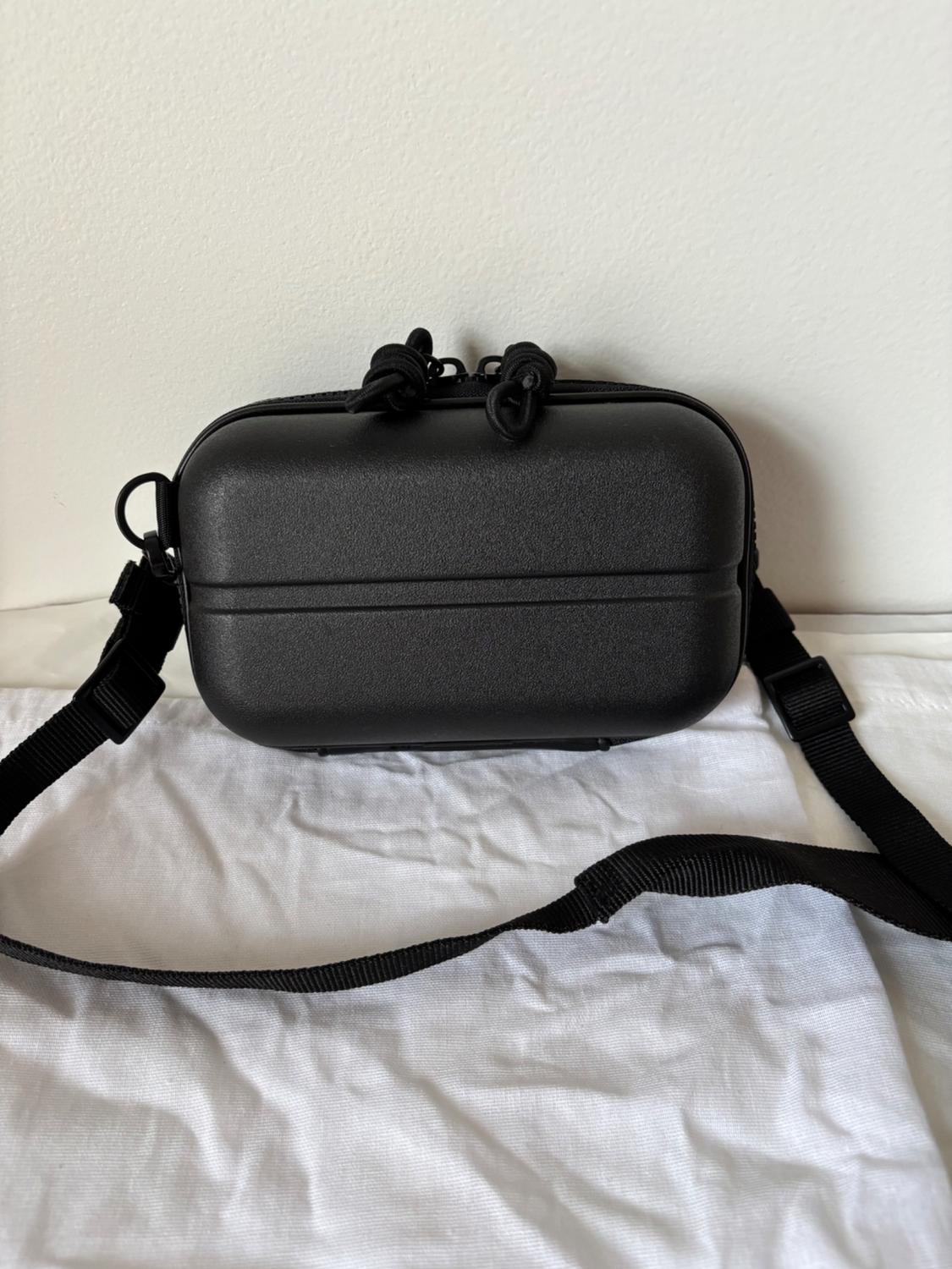 RIGID CROSSBODY BOX BAG - Image 8