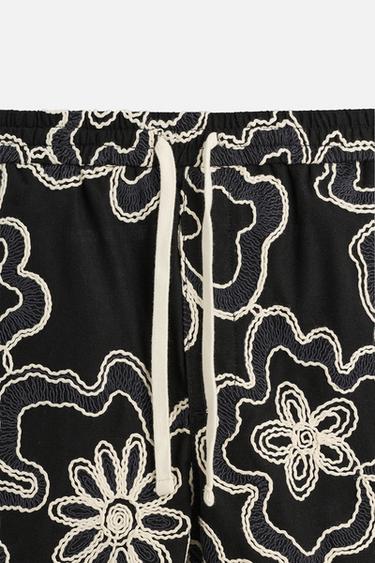 EMBOSSED EMBROIDERED BERMUDA SHORTS - Black by Zara - Image 8