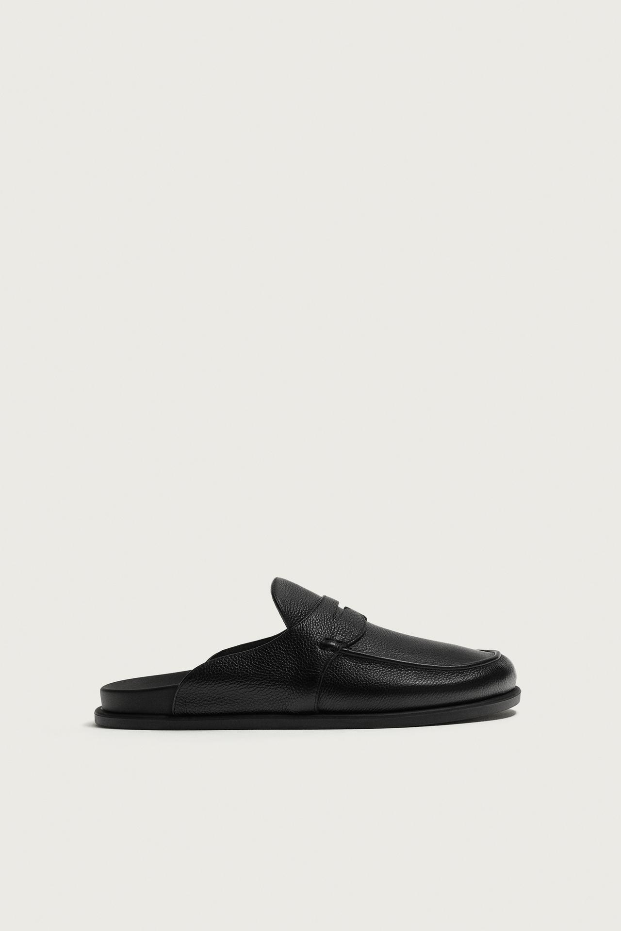 LEATHER LOAFER CLOGS — Black