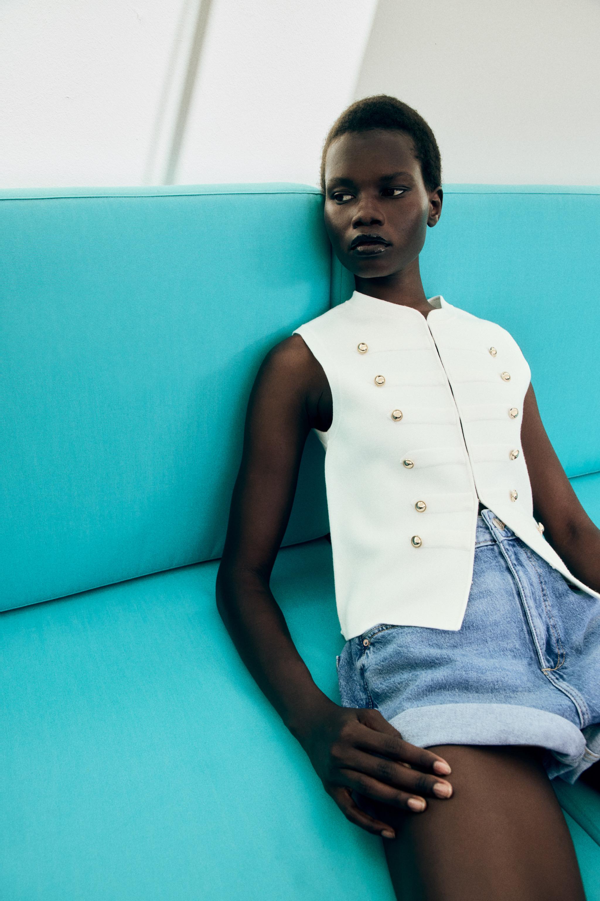 BUTTON VEST TOP — White (alternate view)