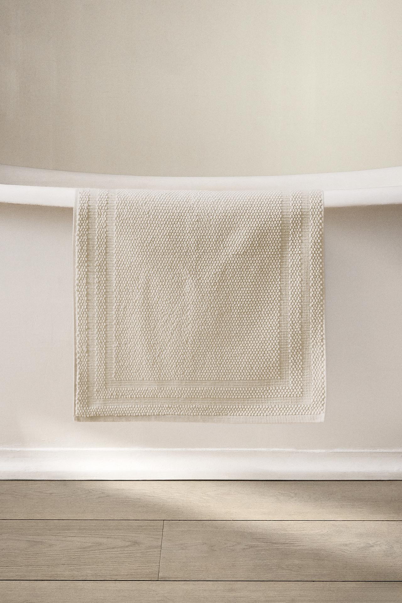 COTTON BATH MAT — Ivory