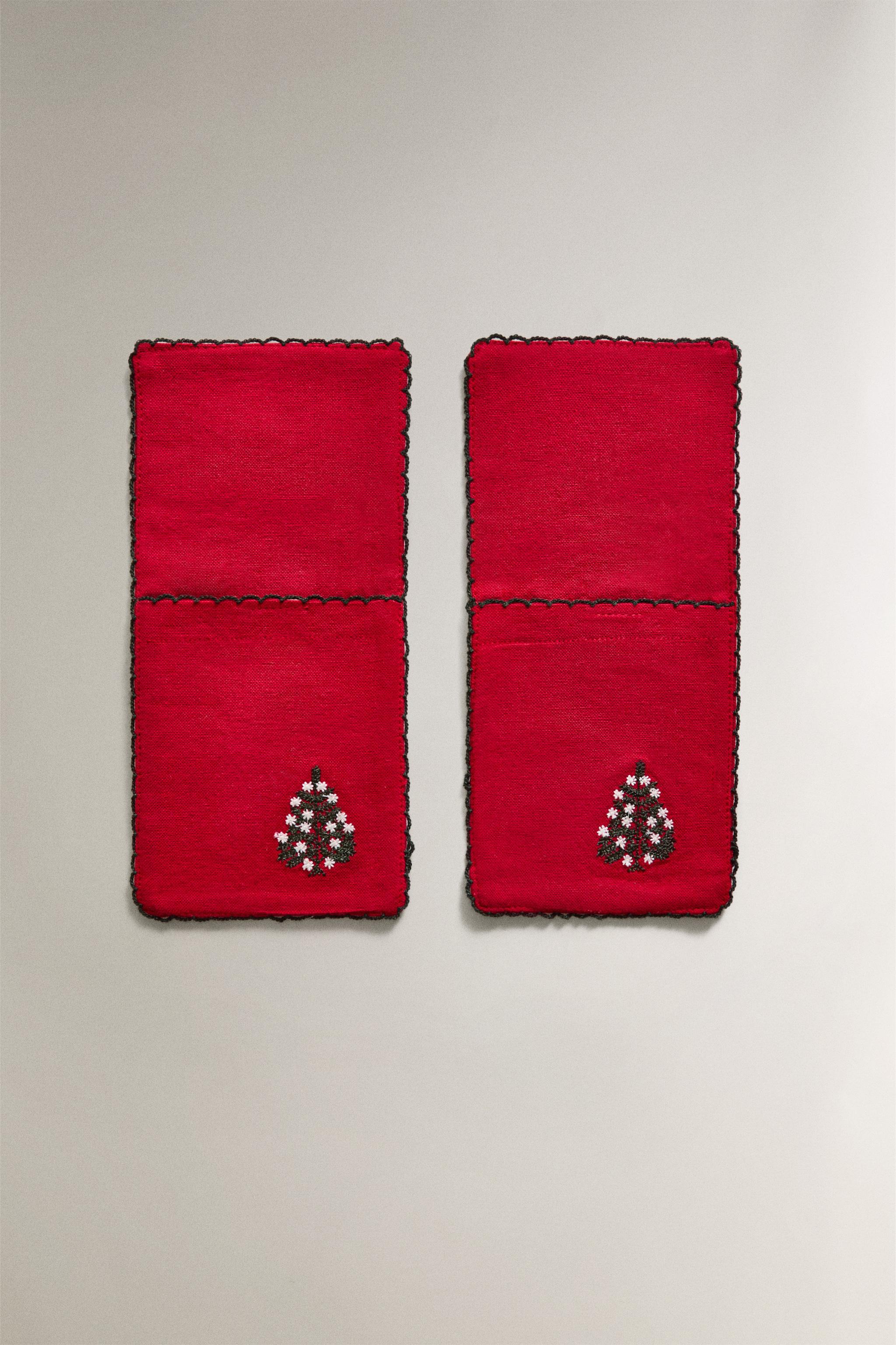 SET OF EMBROIDERED CHRISTMAS FLATWARE TRAYS (SET OF 2)