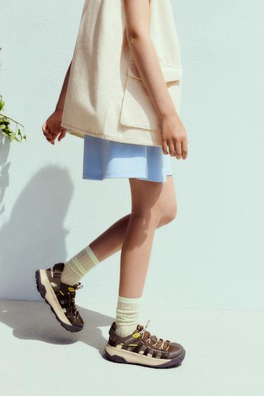 ZAPATILLA DEPORTIVA CANGREJERA - Marrón de Zara