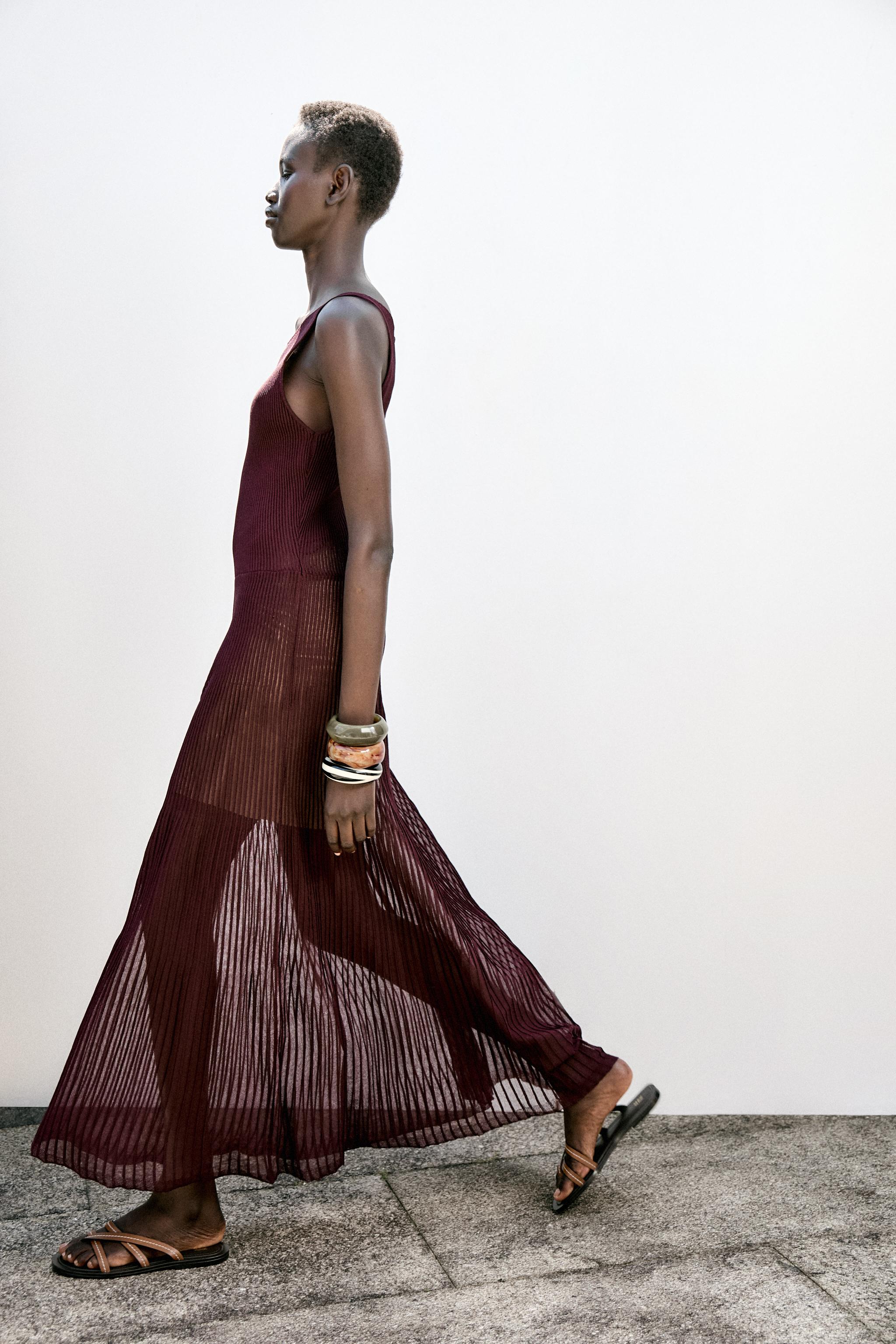 Vestidos Invitada Comunion Vestido ZARA De Punto Con Detalles En