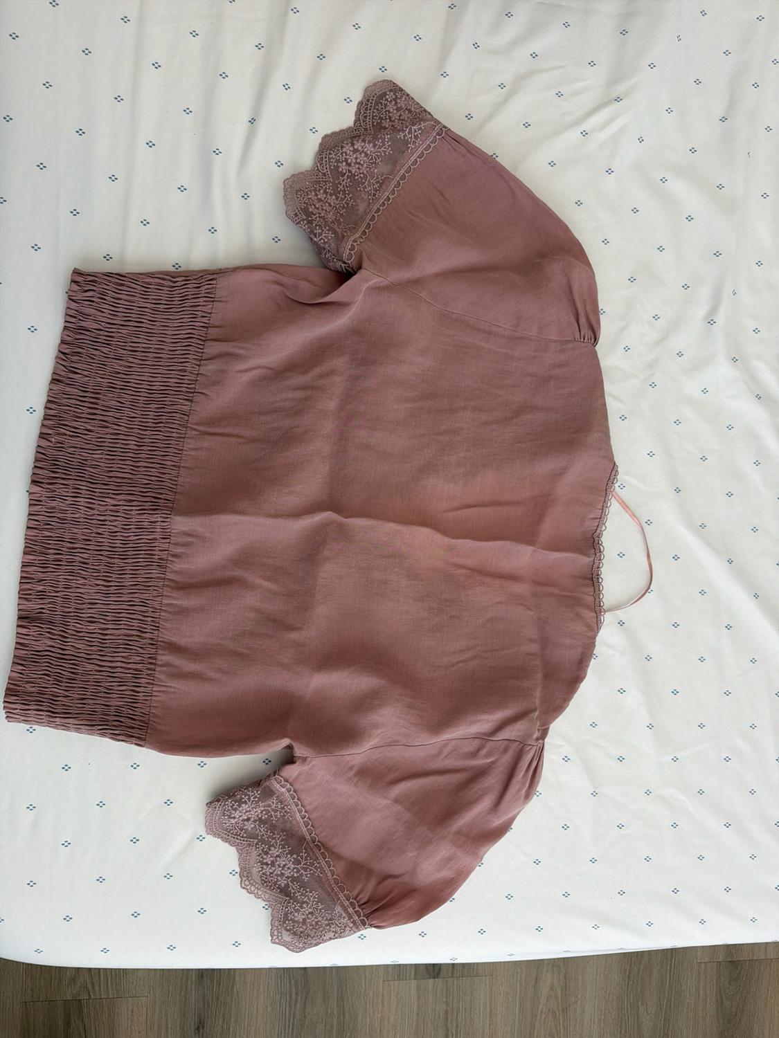 TOP CROPPED ENCAJE - Image 3