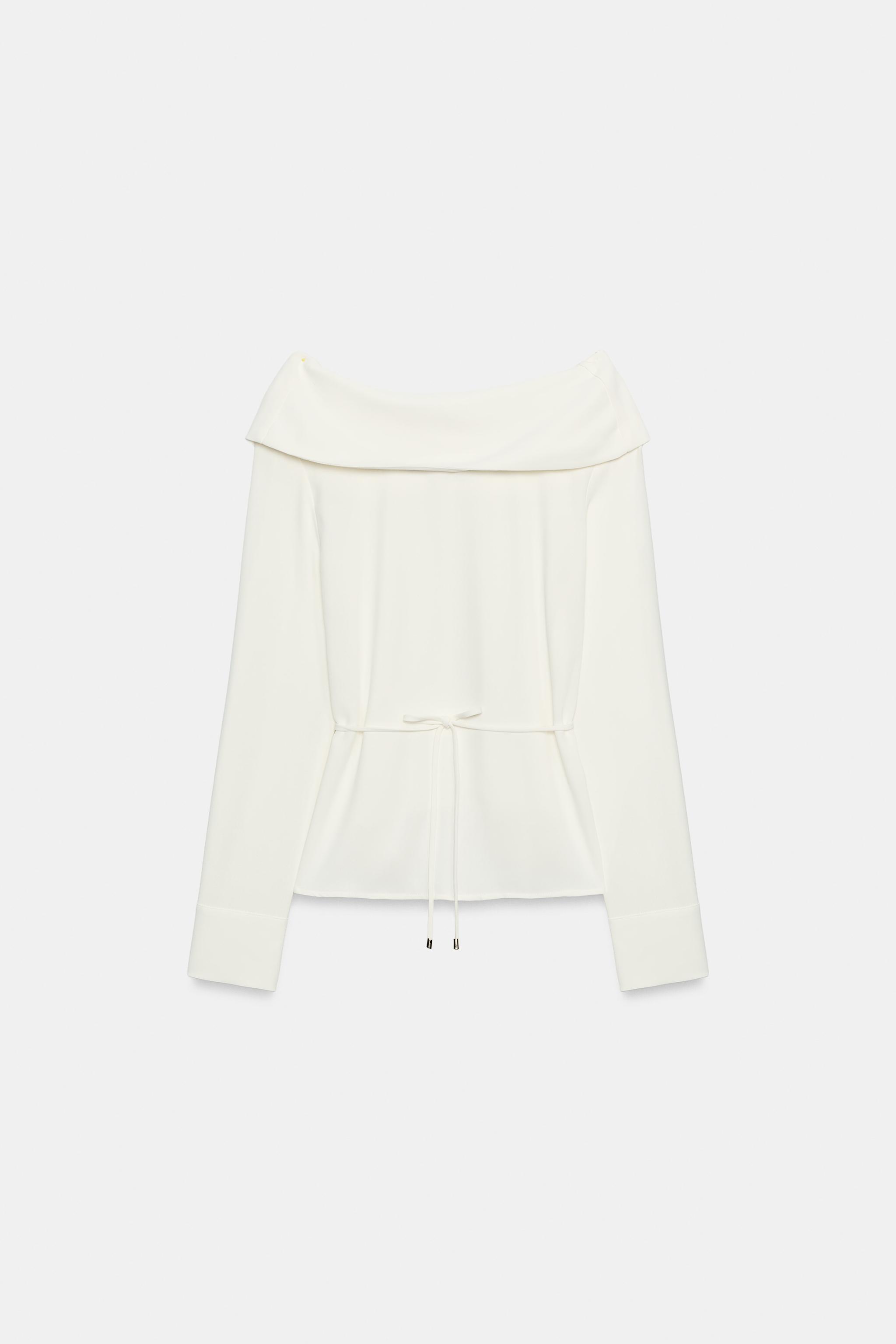 BOAT NECK BLOUSE