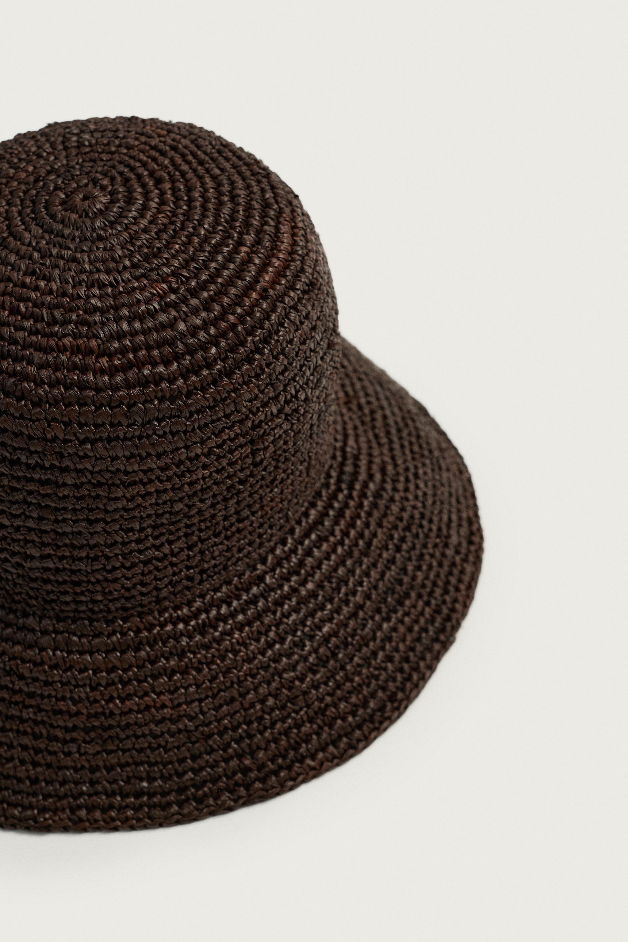 RAFFIA BUCKET HAT — Brown